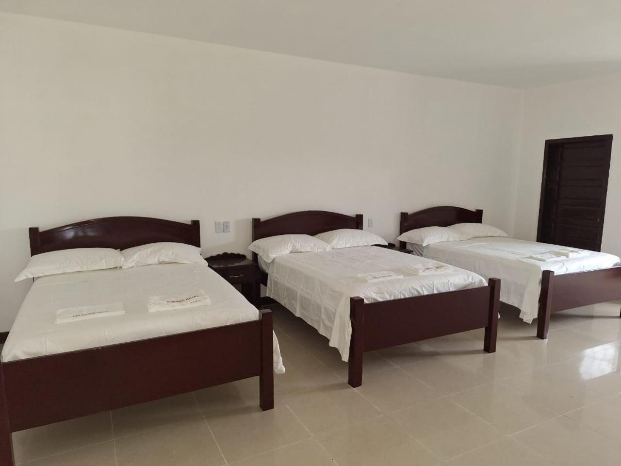 Day And Night Hotel Belmopan Dış mekan fotoğraf