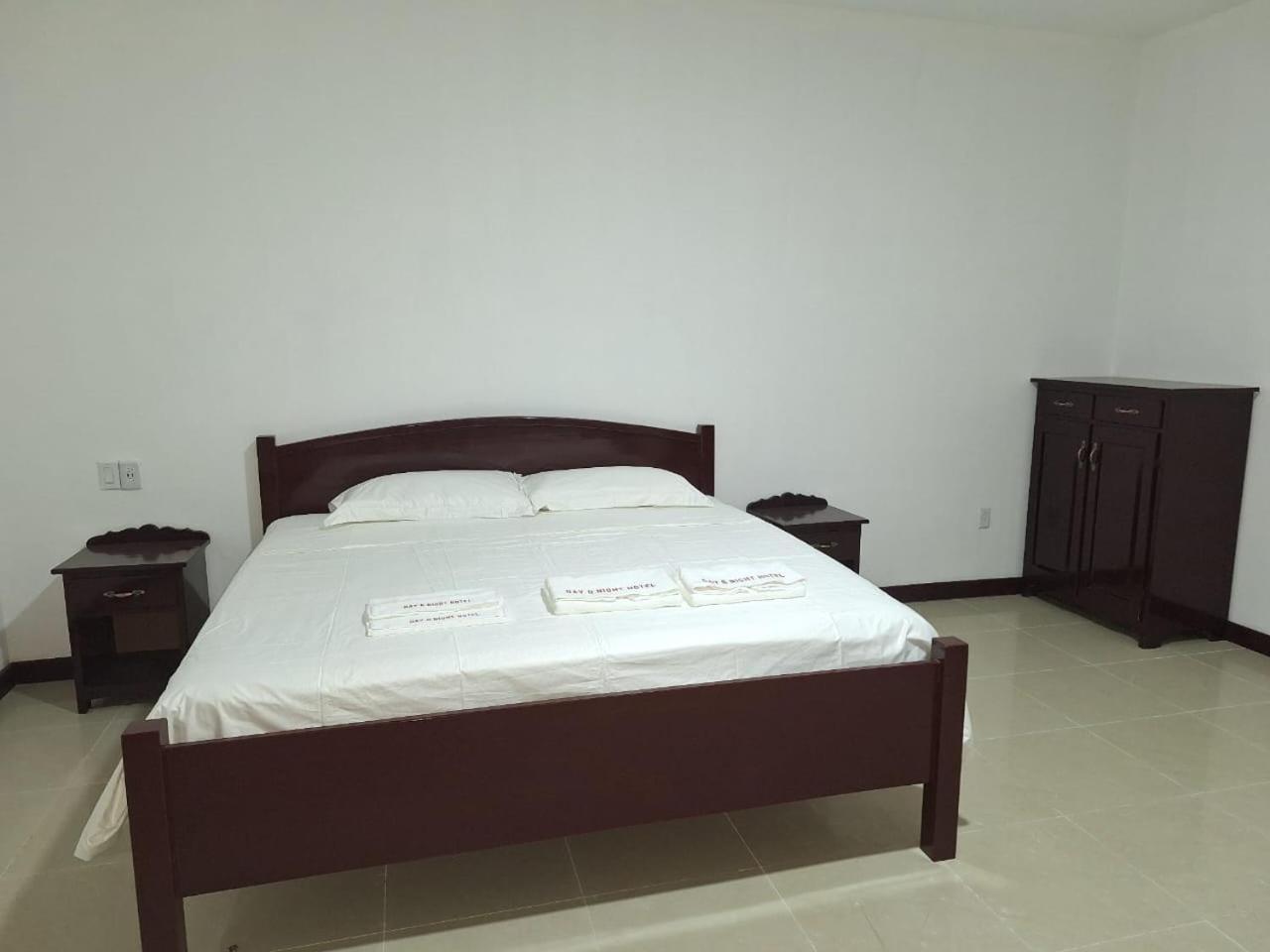 Day And Night Hotel Belmopan Dış mekan fotoğraf